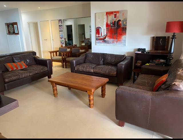 4 BEDROOM SECTIONAL TITLE SOLD IN SHELLY BEACH
